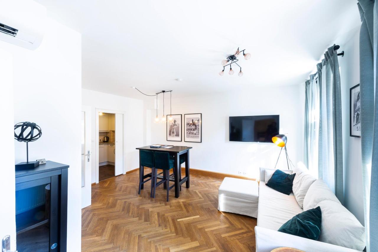 Apartments Am Glockenspielplatz Graz Luaran gambar